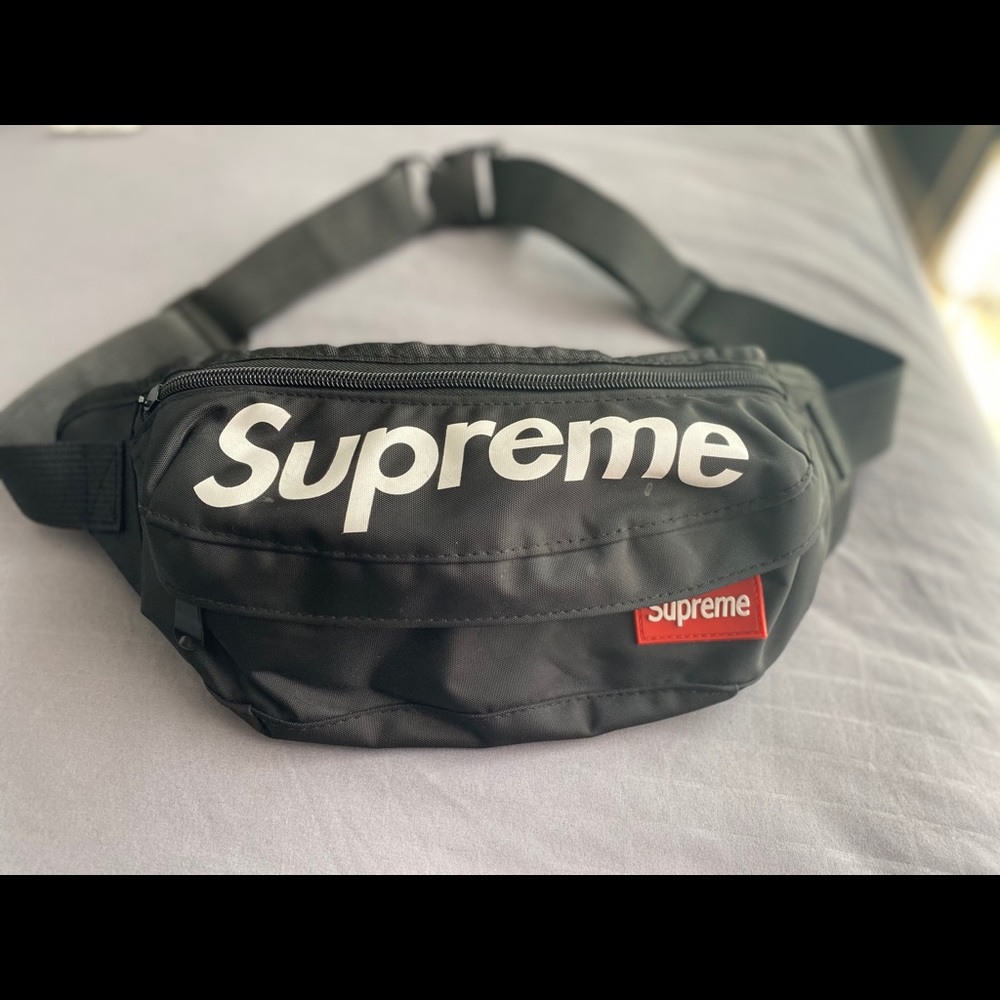 Supreme Fannypack